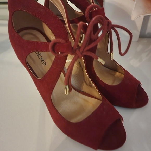 🌟Burgundy / red open toe heels 🌟 - Picture 2 of 5